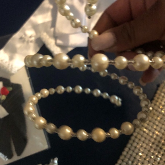 Wedding accessories for bride to be individually pricedin descriptionbut60forall - Picture 10 of 11